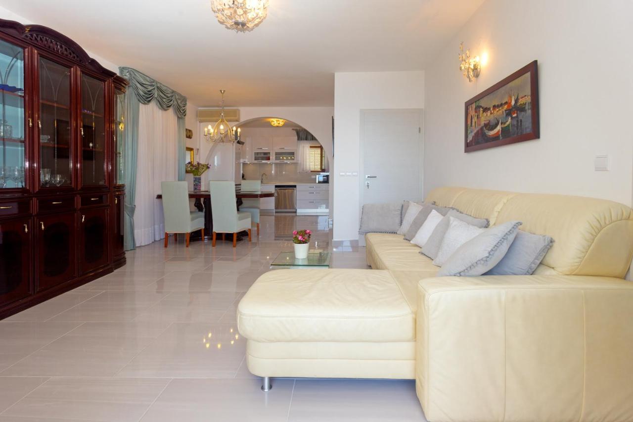 Antonia'S Place By Villa Kristonia Hvar Town Kültér fotó